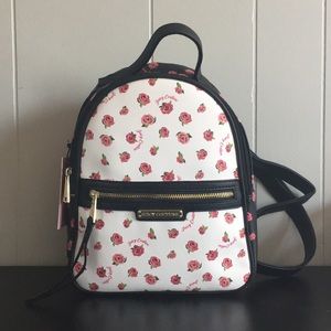 NWT Juicy Couture Promenade Backpack + Wallet